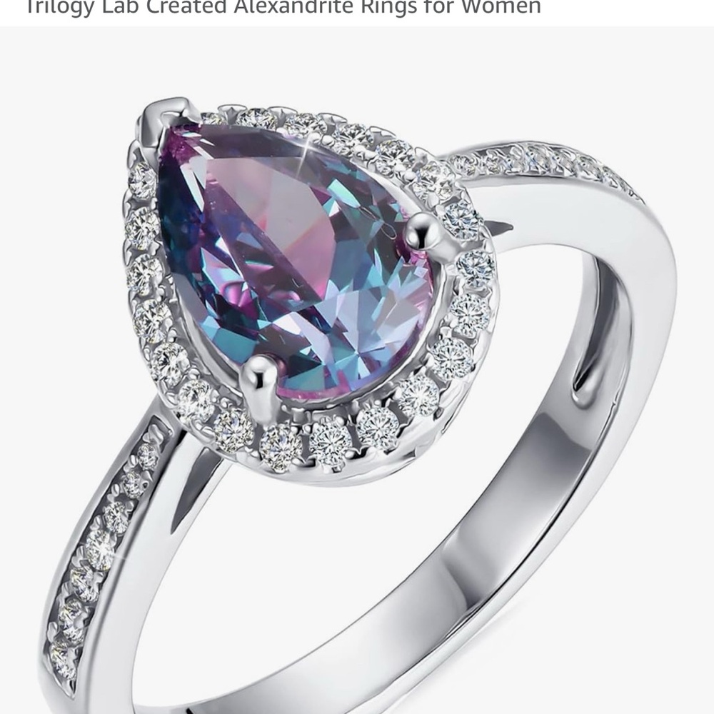 Elegant Silver and Purple Alexandrite Ring